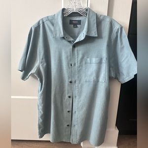 Roark Short Sleeve Button-Up (light blue)